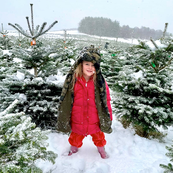 Picking Christmas Trees in the snow